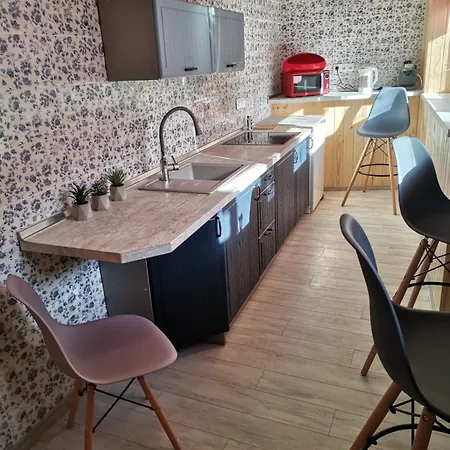 в центре ужгорода скала Hostel Uschhorod