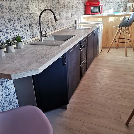 в центре ужгорода скала Hostel Uschhorod